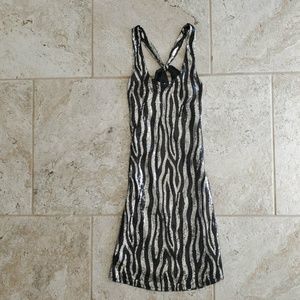 LOVE CULTURE S BLACK SILVER SEQUIN DRESS